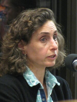 Image of Elizabeth Kolbert, author of this book about efforts to reverse the control of nature