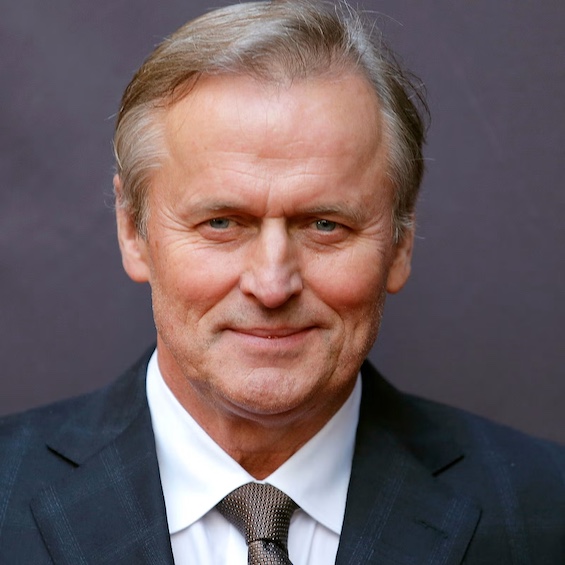 Photo of John Grisham, author of this one of his popular legal thrillers