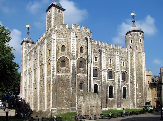 Photo of the Tower of London, a central location in this novel about English history as tragedy