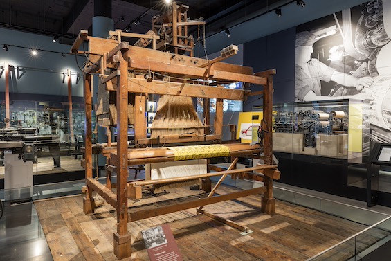 Photo of a Jacquard loom, a device that plays a role in this bestselling historical fiction series