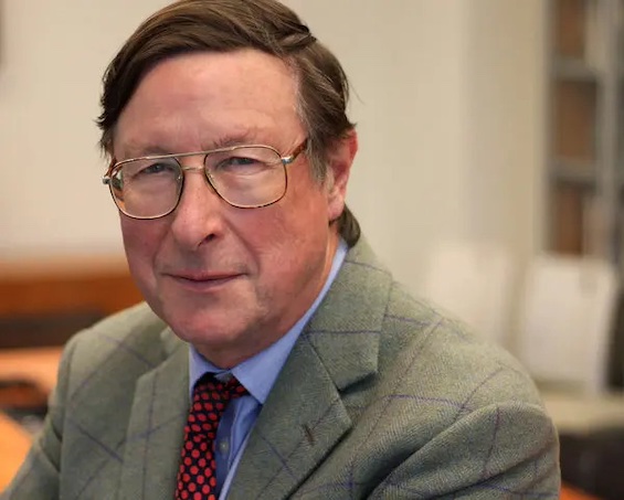 Photo of Max Hastings, author of this assessment of the French Resistance