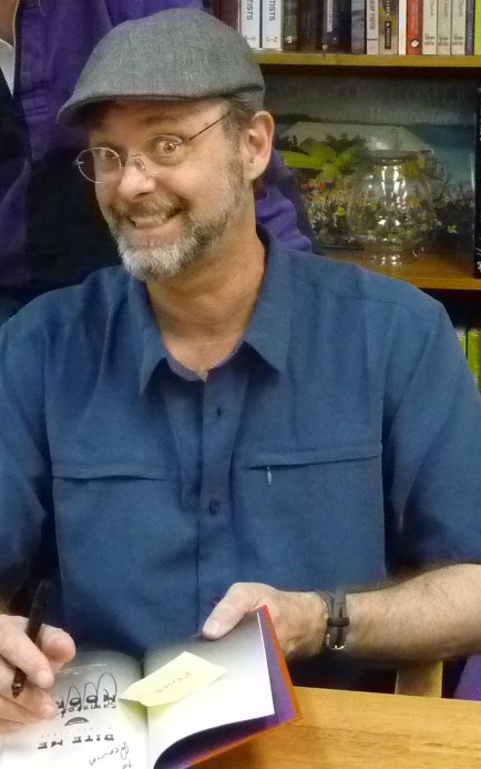 Photo of Christopher Moore, author of this novel about a South Pacific adventure