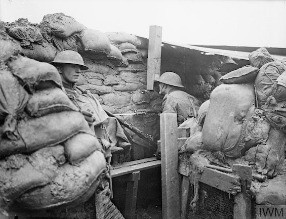 Photo of British soldiers in a trench in World War I like the fighting in this new alien invasion story