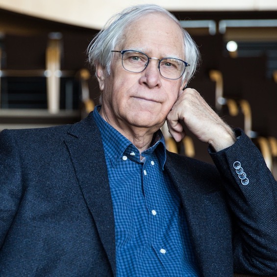 Photo of John Sandford, author of this novel about how Letty Davenport goes undercover