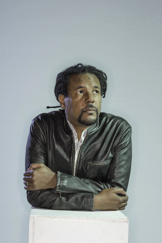 Photo of Colson Whitehead, author of this novel about Harlem in the 80s