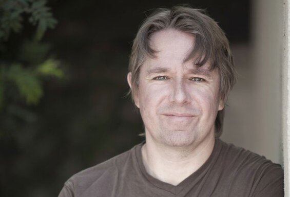 Image of Alastair Reynolds, author of this novel about interplanetary travel