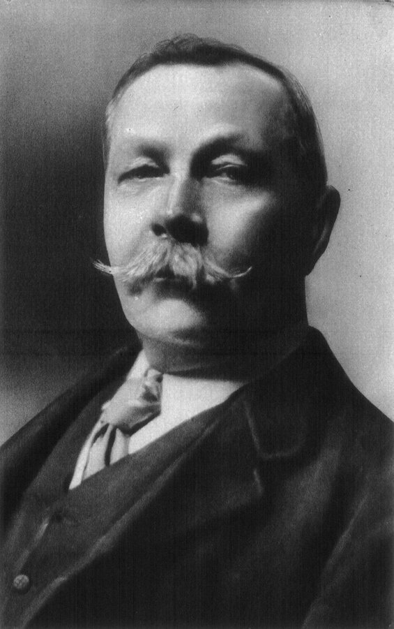Image of Sir Arthur Conan Doyle, author of this Gothic mystery