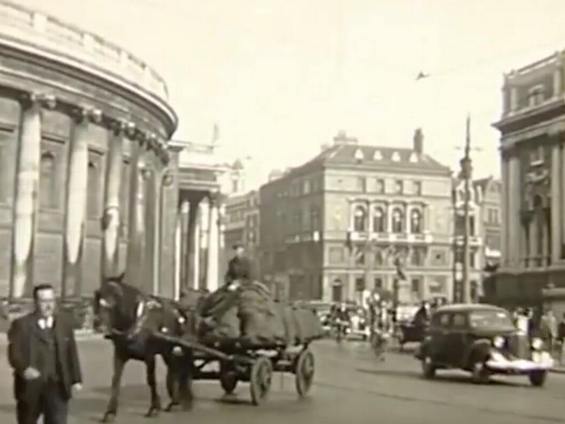 Photo of Dublin's city center in the 1950s, where these Dublin crime novels are set