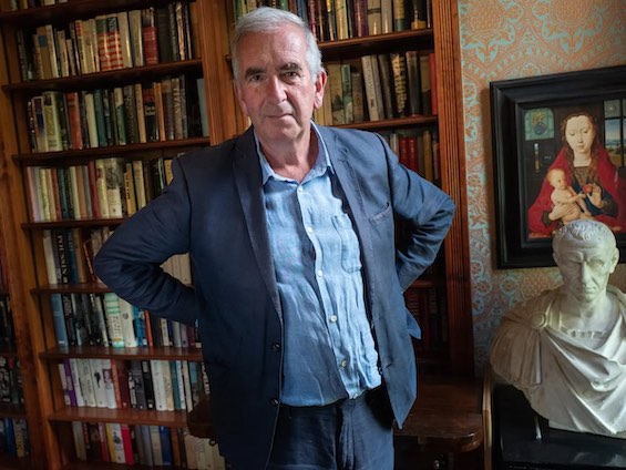 Photo of Robert Harris, author of this novel about hedge funds