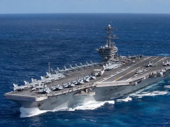 Image of a US aircraft carrier, like those that enter into the Third World War depicted in this novel